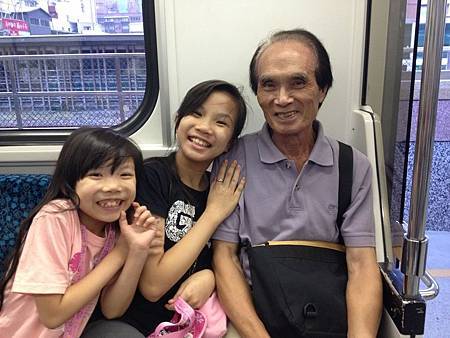 IMG_2986.jpg IMG_2986.jpg