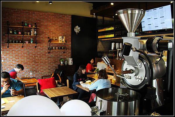 nEO_IMG_IMG_1239.jpg nEO_IMG_IMG_1239.jpg