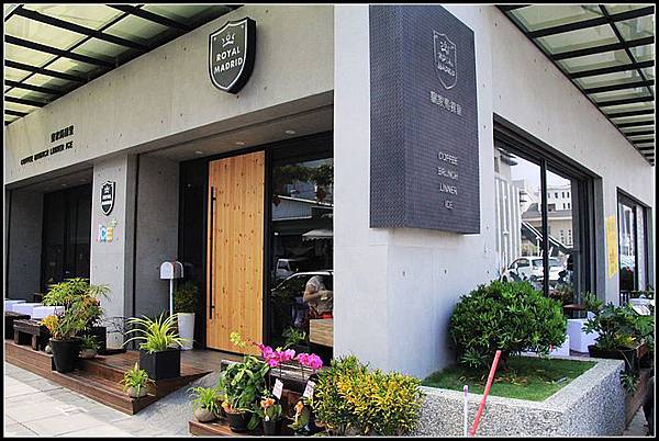 nEO_IMG_IMG_1241.jpg nEO_IMG_IMG_1241.jpg