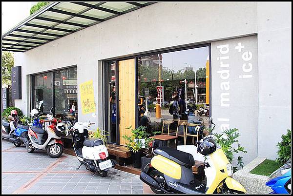 nEO_IMG_IMG_1244.jpg nEO_IMG_IMG_1244.jpg