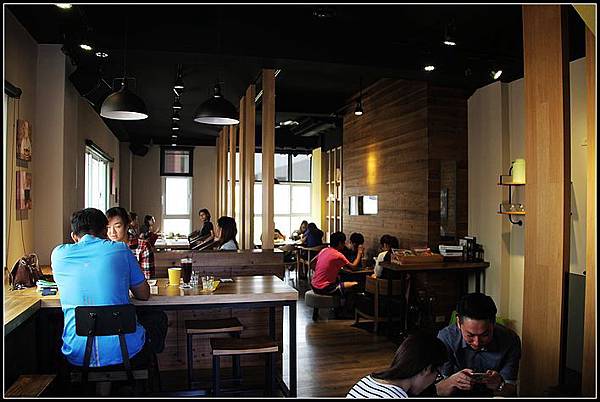 nEO_IMG_IMG_1274.jpg nEO_IMG_IMG_1274.jpg