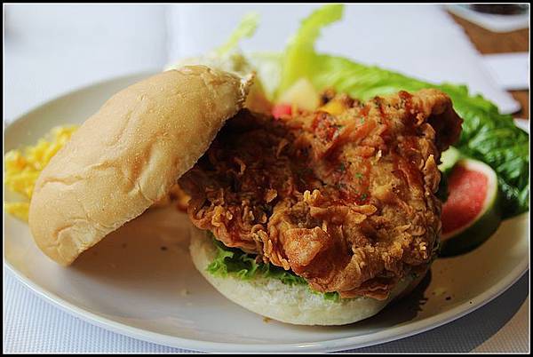 nEO_IMG_IMG_1306.jpg nEO_IMG_IMG_1306.jpg