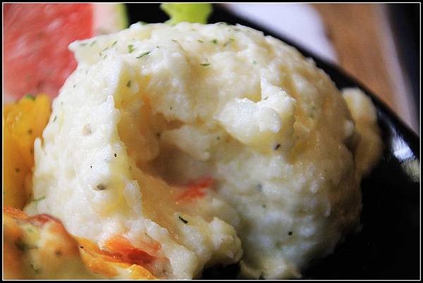 nEO_IMG_IMG_1330.jpg nEO_IMG_IMG_1330.jpg