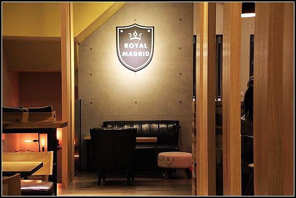 nEO_IMG_IMG_1474.jpg nEO_IMG_IMG_1474.jpg