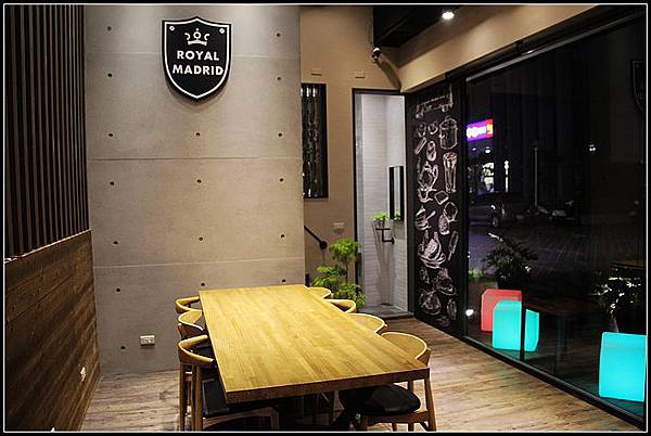 nEO_IMG_IMG_1506.jpg nEO_IMG_IMG_1506.jpg