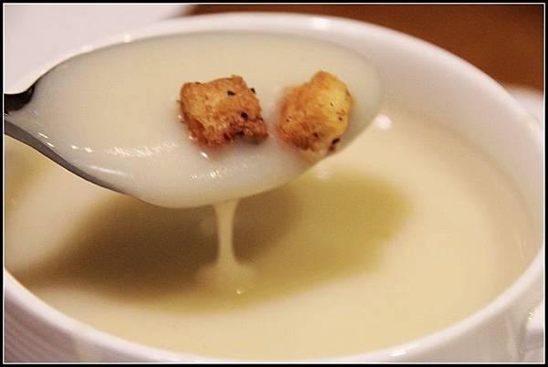 nEO_IMG_IMG_1403.jpg nEO_IMG_IMG_1403.jpg