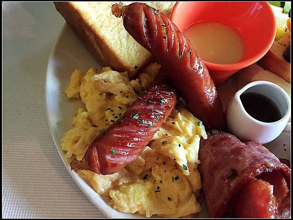 nEO_IMG_IMG_3163.jpg nEO_IMG_IMG_3163.jpg