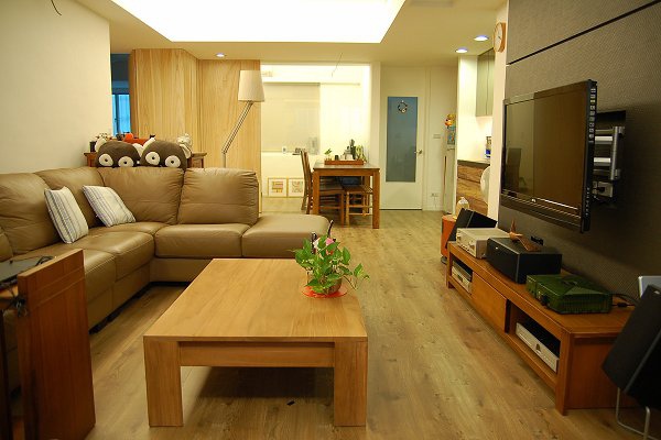 Home01.jpg Home01.jpg