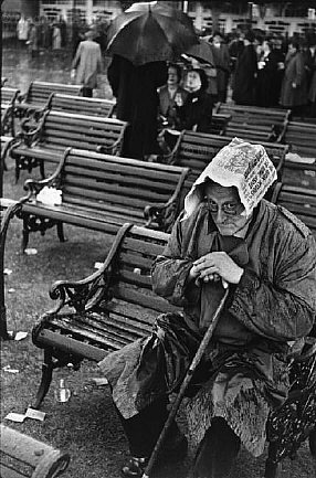 3-01-02-henri-cartier-bresson-10