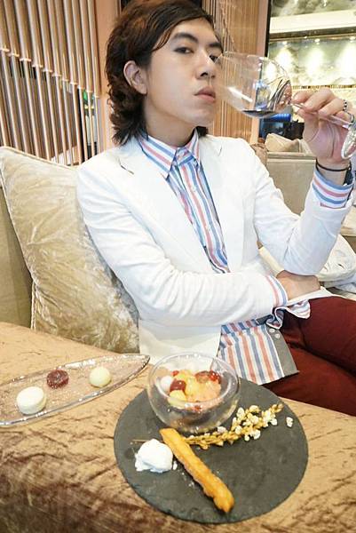 1979911_419354264876021_539984757_o 五分埔的平價時尚穿搭,簡單成為韓系型男!(下)