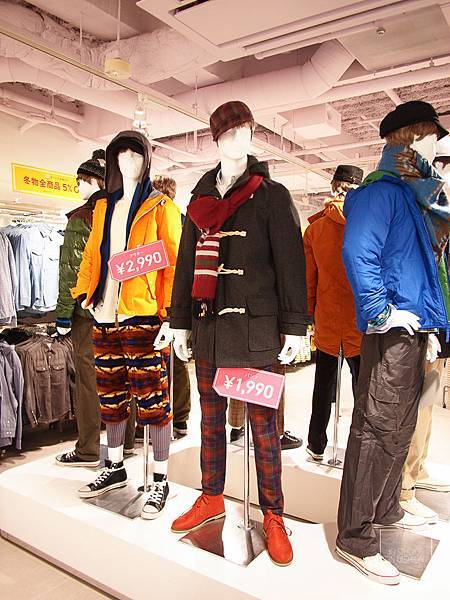 b-11.jpg 日本UNIQLO的副牌GU來了!跟著哥一起平價時尚吧~