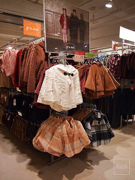 b-21.jpg 日本UNIQLO的副牌GU來了!跟著哥一起平價時尚吧~
