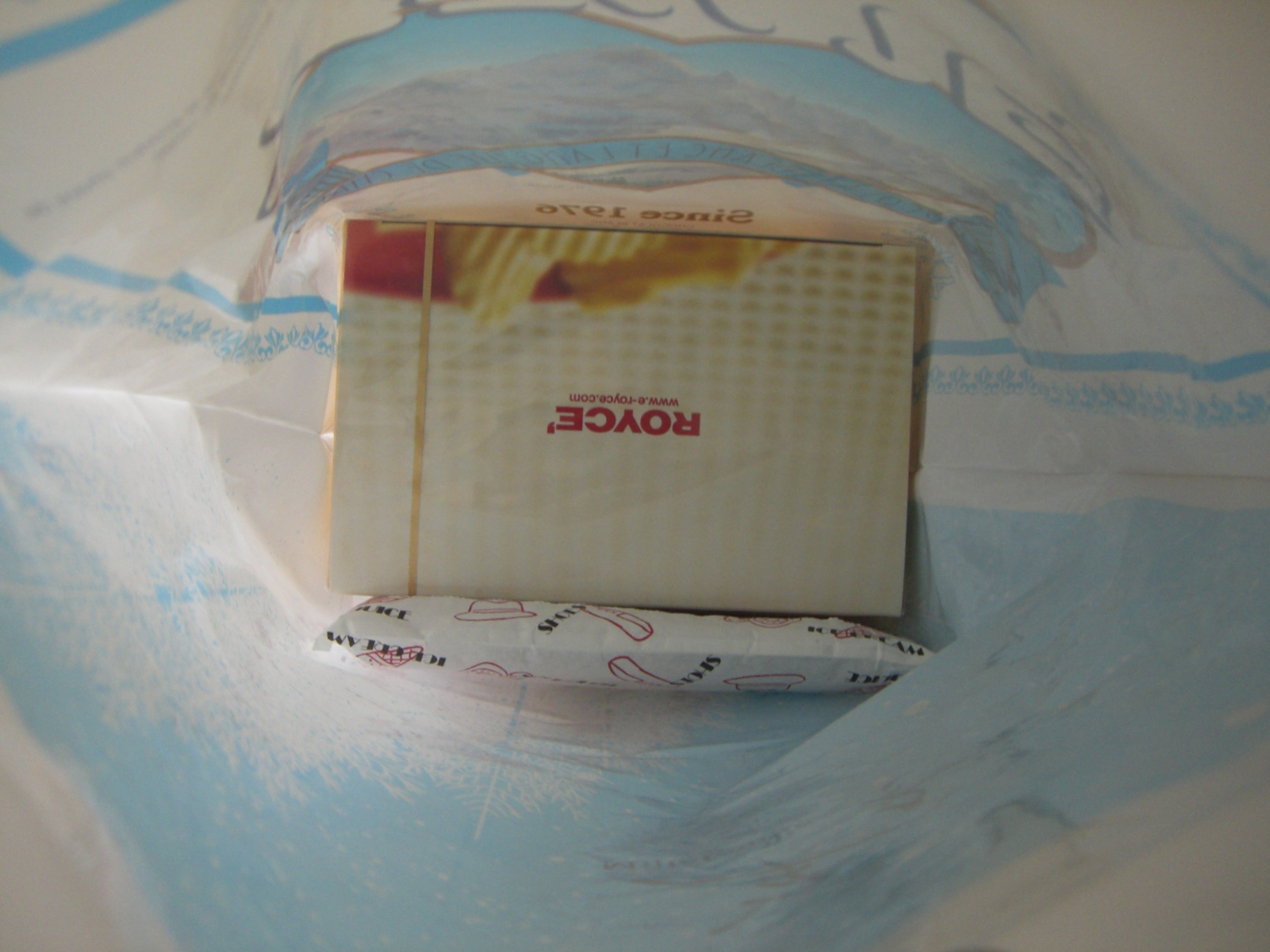 內容物.JPG 內容物.JPG