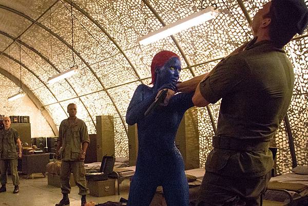 Xmen-mystique-fight