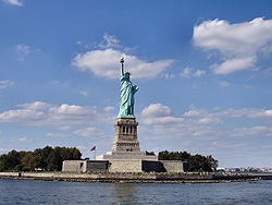 3.Liberty-statue-from-front.jpg
