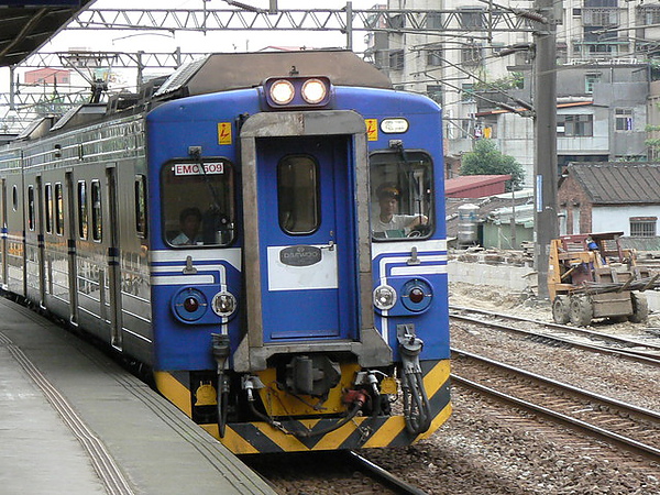 EMU500電聯車