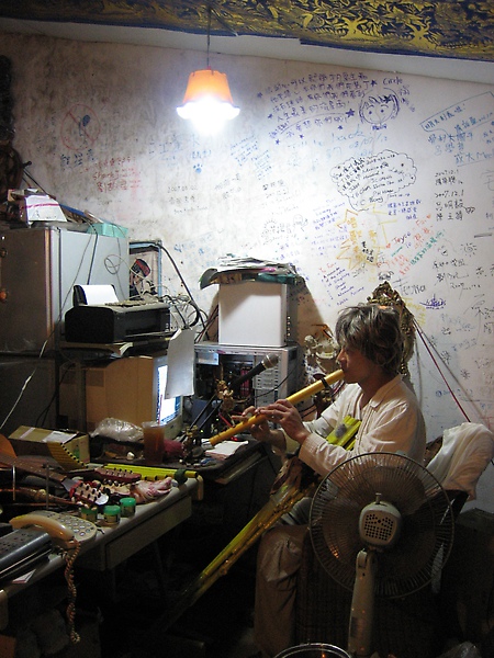 他超忙的 他超忙的