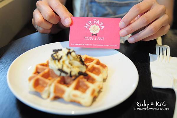 MR.PAPA waffle & cafe