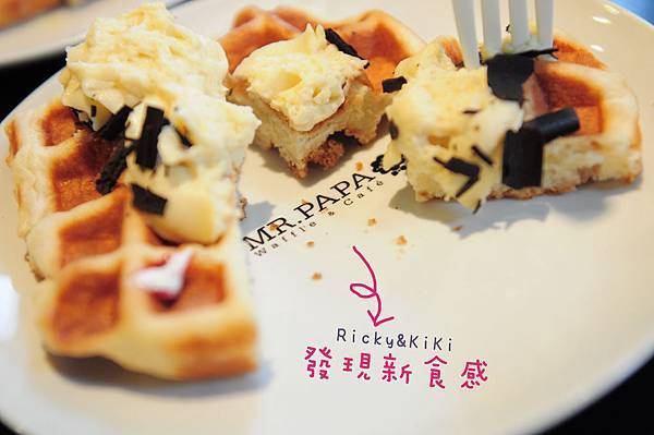 MR.PAPA waffle & cafe