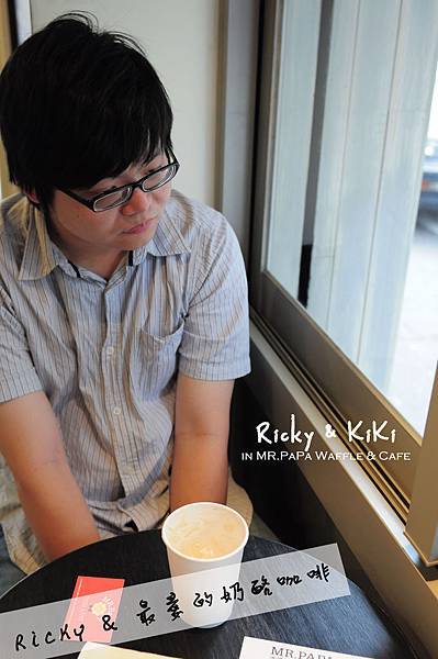 MR.PAPA waffle & cafe