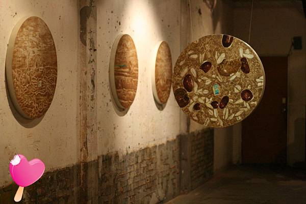 二探高雄豆皮文藝咖啡館王郁庭小姐的個展 二探高雄豆皮文藝咖啡館王郁庭小姐的個展