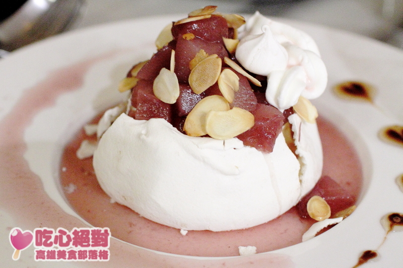 【高雄‧午晚餐】可喜COSI 92 - 遇到了夢幻甜點「Pavlova」 @