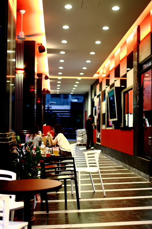 D2惡魔蛋糕高雄旗籃店