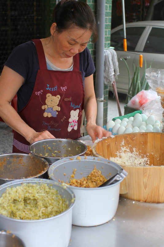 大港早餐-鹹鴨蛋飯糰