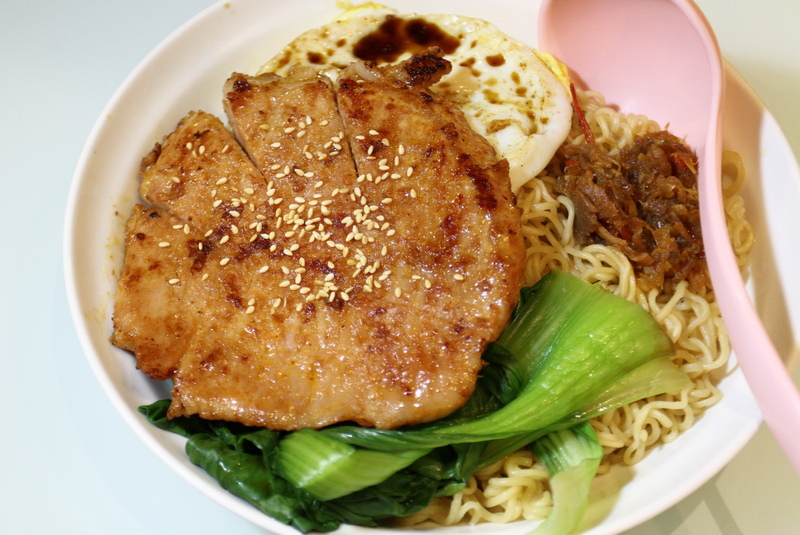 東宇+星仔茶餐廳