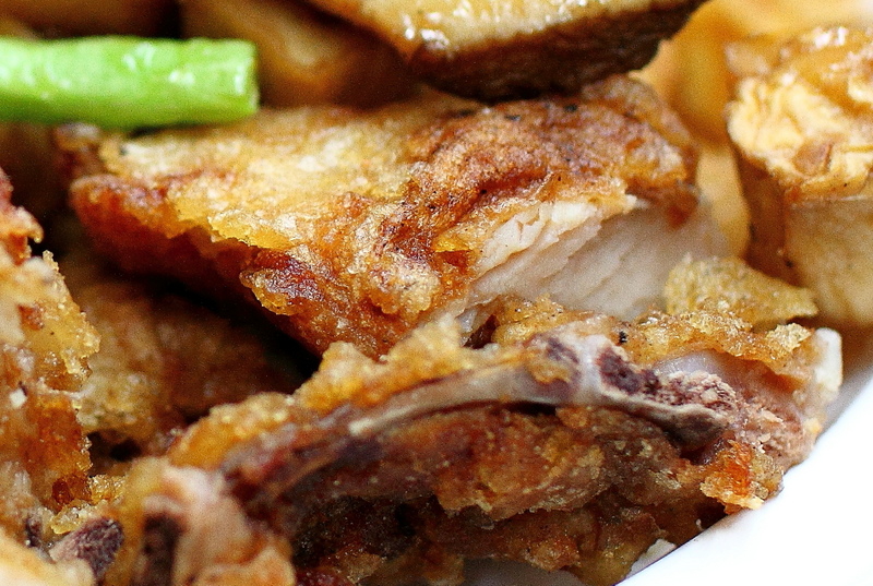 西子灣美食-九色香雞排
