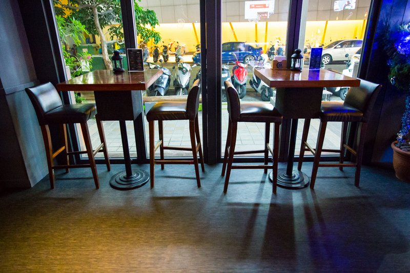 Chic Restaurant & Bar