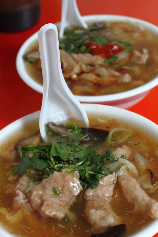 興中商圈 - 孬味香菇肉羹 興中商圈 - 孬味香菇肉羹