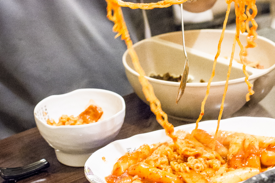 오빠네 (ㄛ ㄅㄚˋ ㄋㄟ）韓式特色餐廳