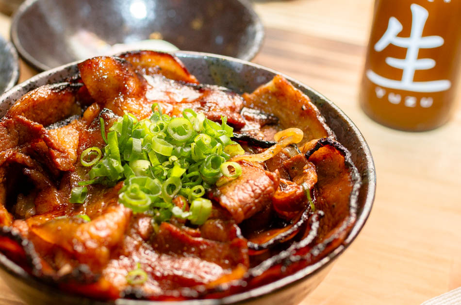 高雄夢時代 - 燒丼株式會社