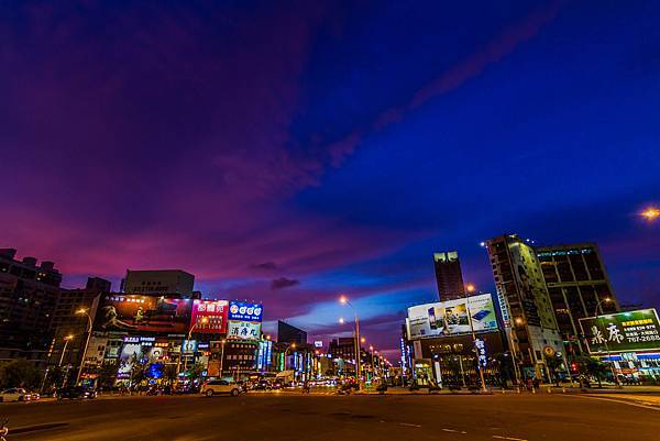 2014年8月三多商圈夜景 2014年8月三多商圈夜景