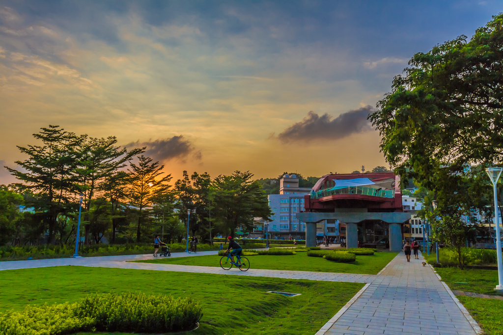 哈瑪星公園路橋鐵道園區-天空雲台