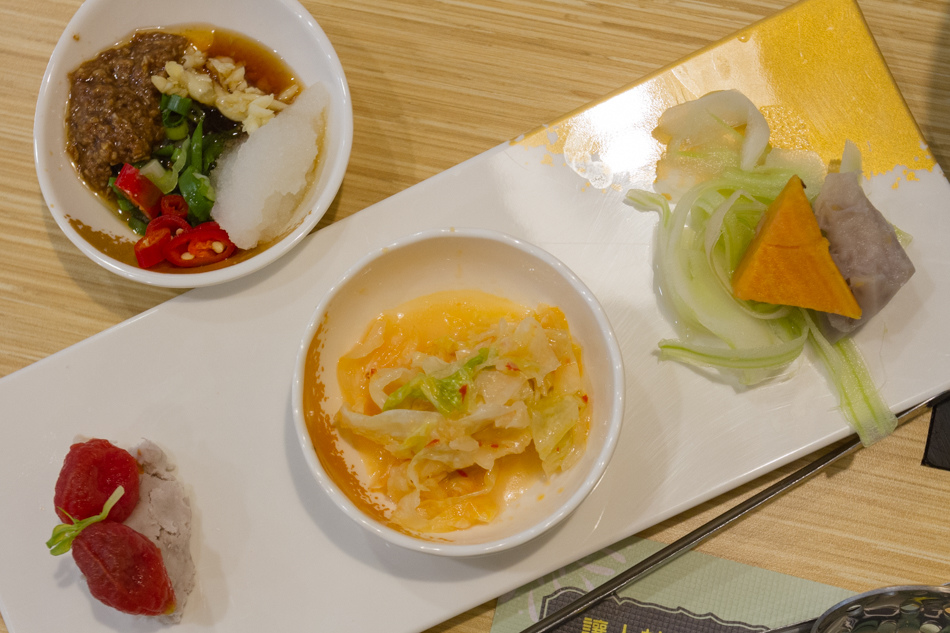 高雄美食 - 喆喆蒸煮鍋 高雄美食 - 喆喆蒸煮鍋