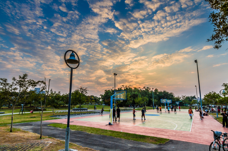 岡山河堤公園