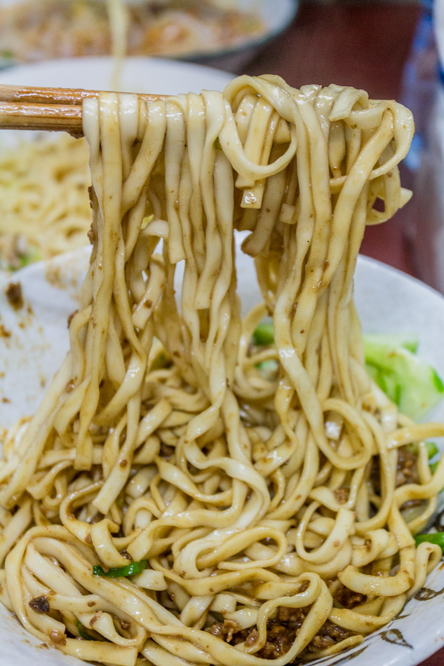 左營美食 - 丁二姐燃麵
