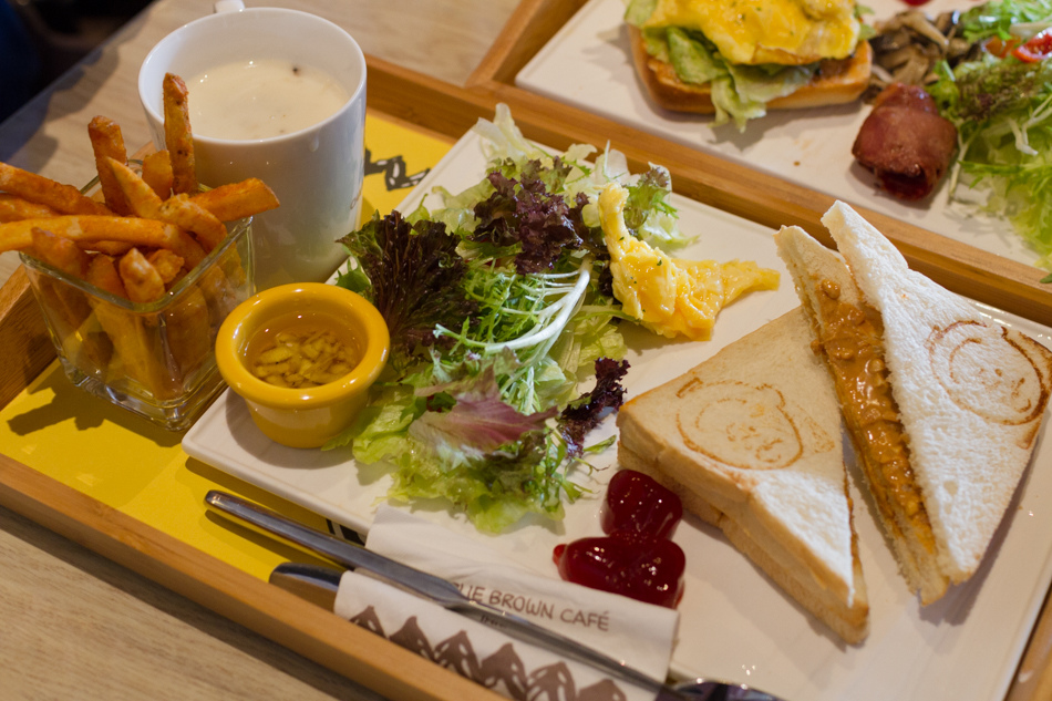  Charlie Brown Café Taiwan查理布朗台灣店試營運