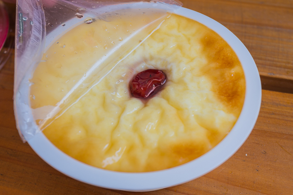 台南美食方蘭川焦皮布丁