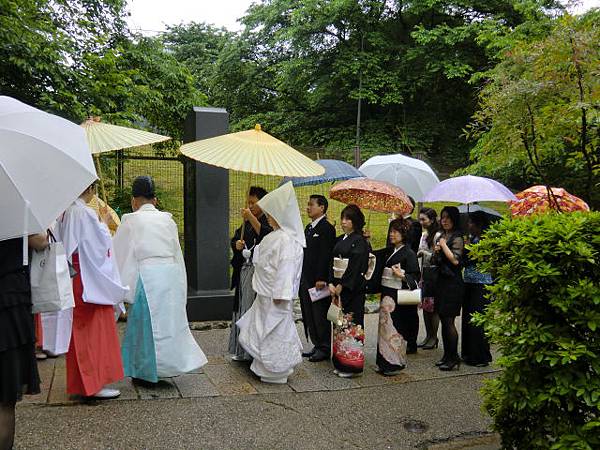 宇治 有著日本最老的神社和最大的石塔 黑田記事 痞客邦
