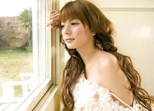 山本紗衣