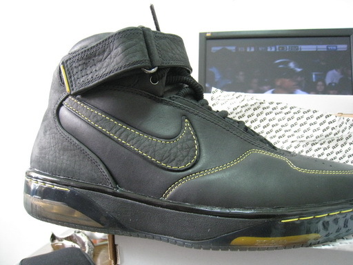 30. Air Force 1 Low