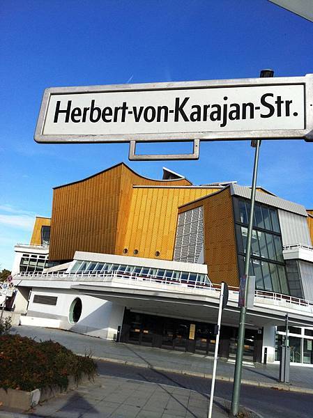 IMG_3239.jpg IMG_3239.jpg