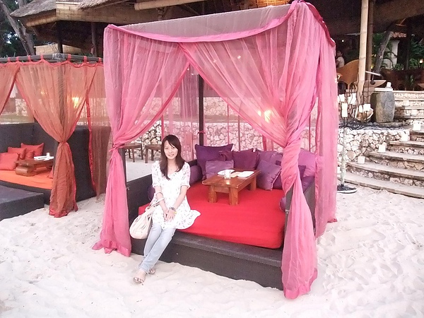 還是乖乖坐好^_^"