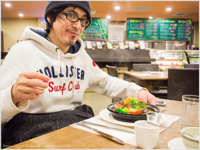 8Y7C0605.jpg 8Y7C0605.jpg