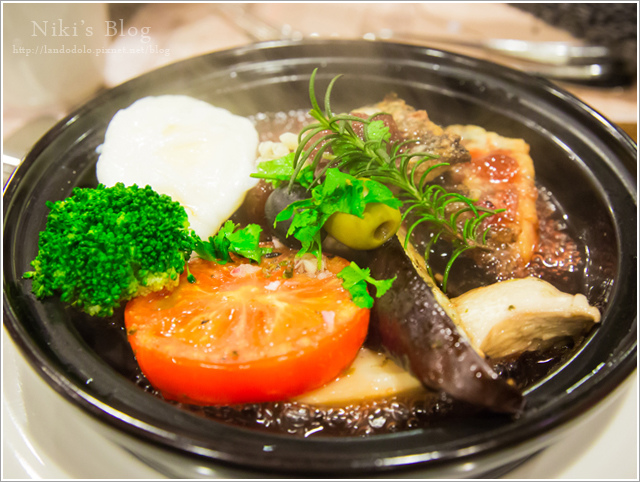 8Y7C0612.jpg 8Y7C0612.jpg