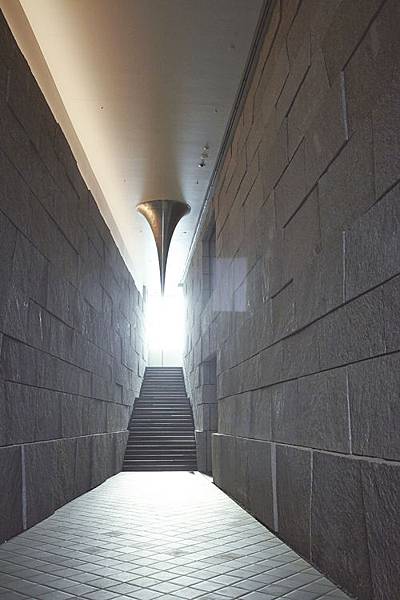 IMAGE_1.jpg IMAGE_1.jpg
