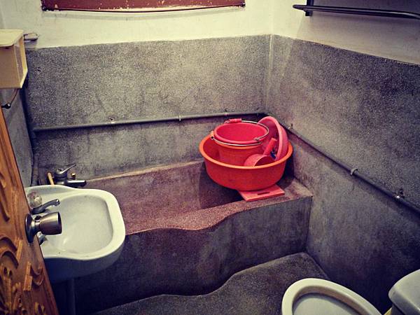 la yoo來喲老屋整修 la yoo來喲老屋整修